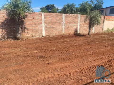 Terreno de 360 m² en Barrio Laurelty, a tres cuadras de Av. Capitán Insfran