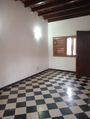 ALQUILO CASA CON DEPOSITO EN ASUNCION ZONA MERCADO 4 COD 6754 (foto 4)